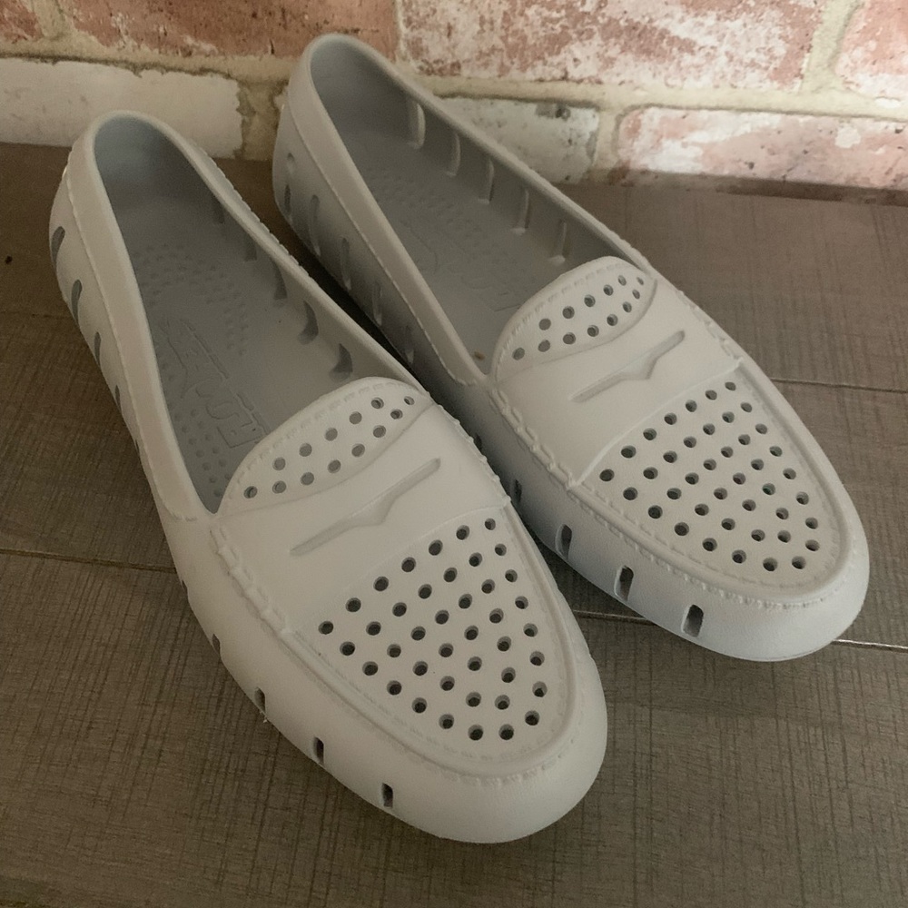 Floafers